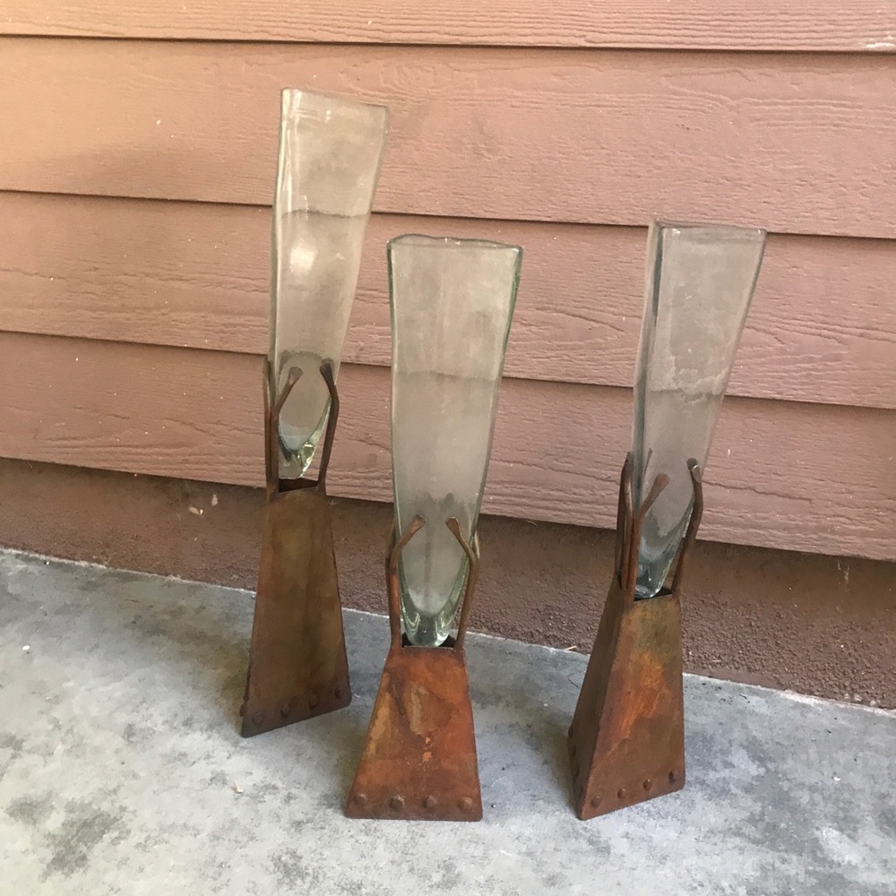 Cattle bell vases